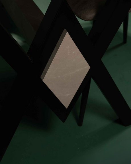 Dining table - JassourCo.
