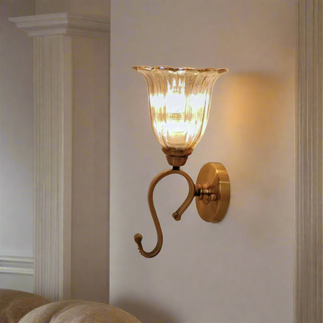 3136/1'' 1 Light Wall Fixture, Gold Finish - JassourCo.